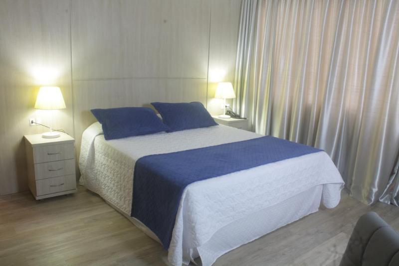 Hotel Geranium บัลเนอาริโอ กังโบริว ภายนอก รูปภาพ